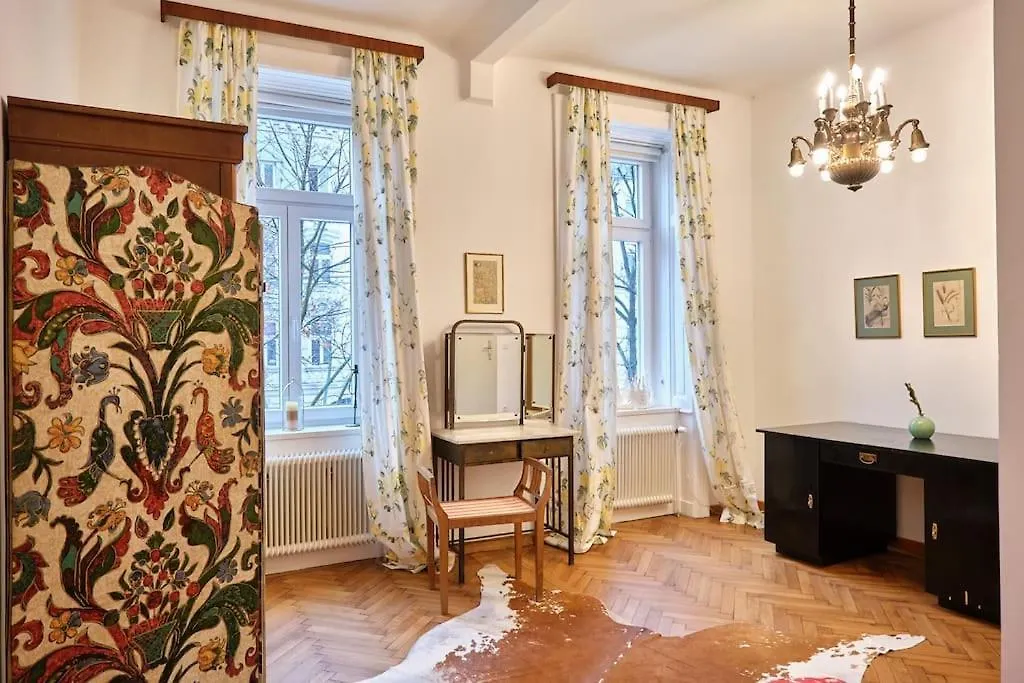 Appartamento Slow Living I Schoenbrunn Und Park Naehe I Bahnhof Vienna