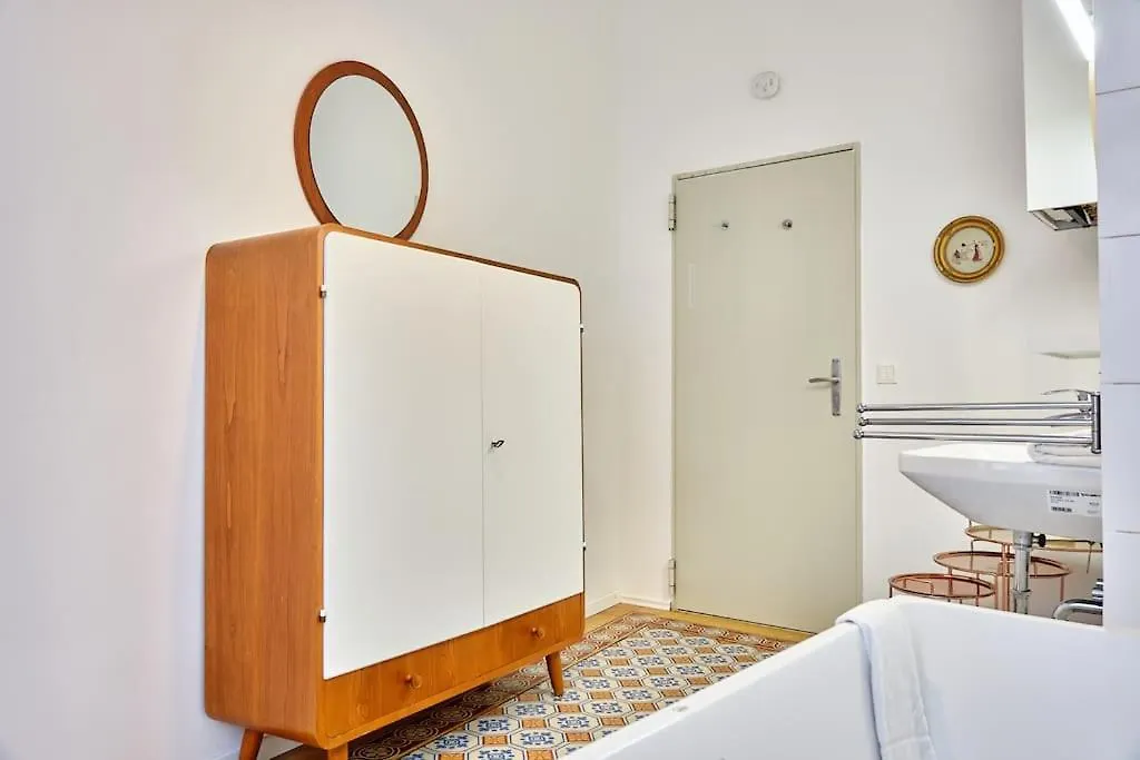 Appartamento Slow Living I Schoenbrunn Und Park Naehe I Bahnhof Vienna 0*,  Austria