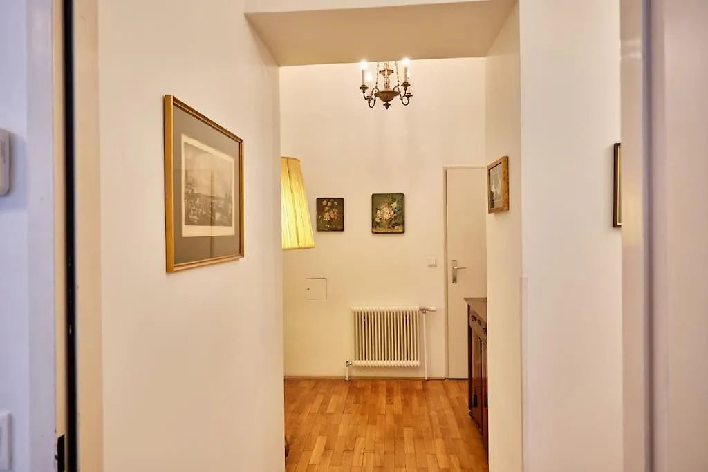Appartamento Slow Living I Schoenbrunn Und Park Naehe I Bahnhof Vienna Austria