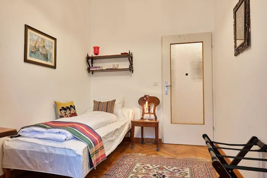Appartamento Slow Living I Schoenbrunn Und Park Naehe I Bahnhof Vienna Austria