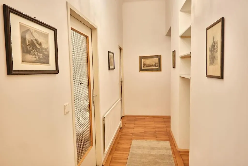 Appartamento Slow Living I Schoenbrunn Und Park Naehe I Bahnhof Vienna Austria
